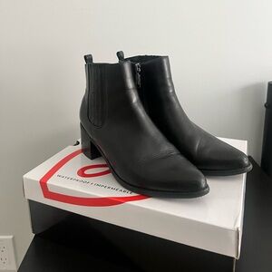 Blondo Elvina Waterproof Black Leather Bootie